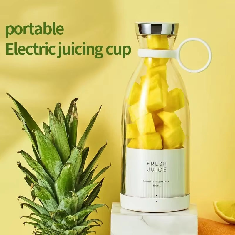 Portable Mini Fruit Blender– Fresh Smoothies Anytime, Anywhere